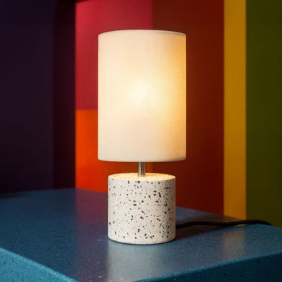 Betónové stolové lampy